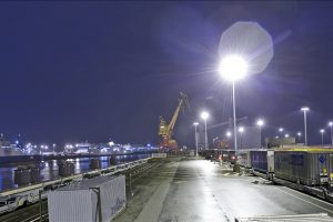 Terminal autoroute ferroviaire port de Calais - VIIA Britanica - Nuit