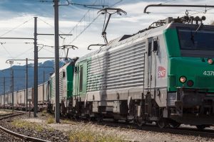 Train autoroute ferroviaire 4