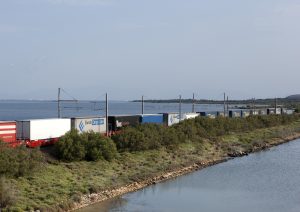 Train autoroute ferroviaire - étangs