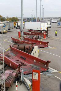 Wagons coques ouvertes - terminal Bettembourg